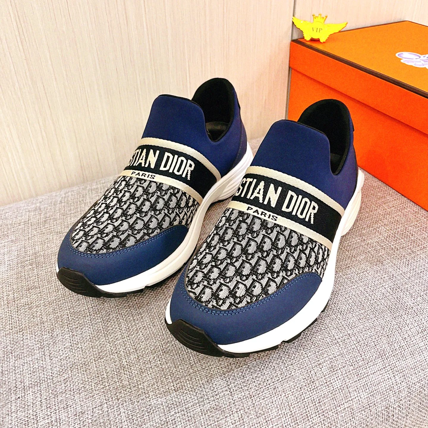 Men's Men's Shoes Men's Shoes💰 400 Men's Men's Shoes💰👍[Dior]🔥🔝High-end men's shoes brand official website 1:1 latest masterpiece: the upper is made of Italian official website original special technical cloth fabrics🔥original comfortable and breathable lining➕original designated non-slip outsole🔥making walking more convenient and comfortable! An exclusive new model, a stunning work, a beautiful 1:1 replica [color] compared to the official quality! Create a fashionable personality to set off your uniqueness! A must-have for trendy men! 🔥, sizes: 38-44. color:.      3⃣️colors available🔥